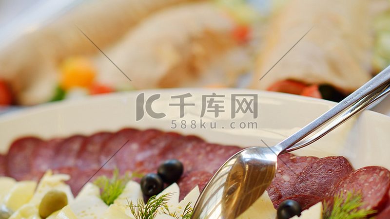 散装膨化食品：揭秘其背后的工艺与品质**