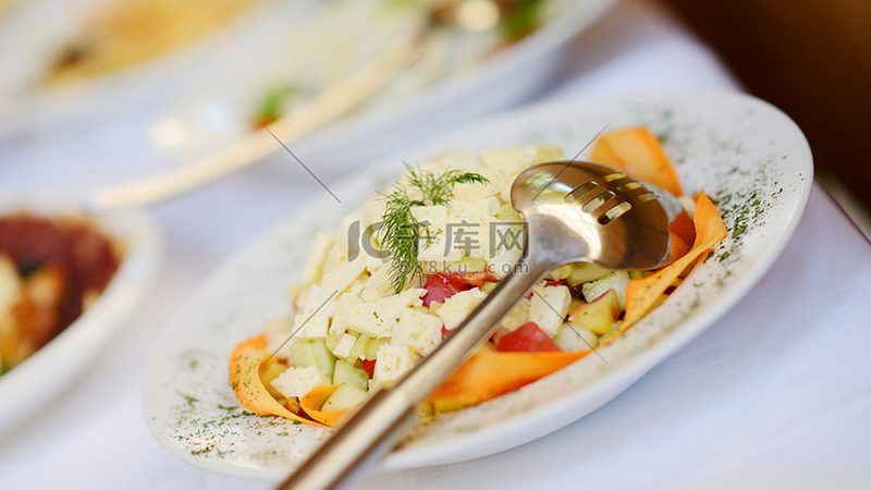食品招商价格表：揭秘批发价格背后的逻辑